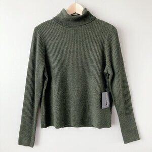 Max Studio 100% extra fine merino wool sweater dark green large turtleneck